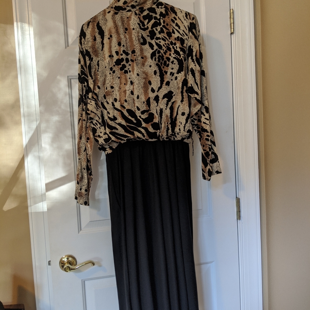 Leopard Print Dress - Picture 4 of 5